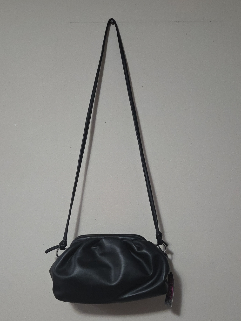 Black Leather Women's Crossbody Shoulder Bag Nwt